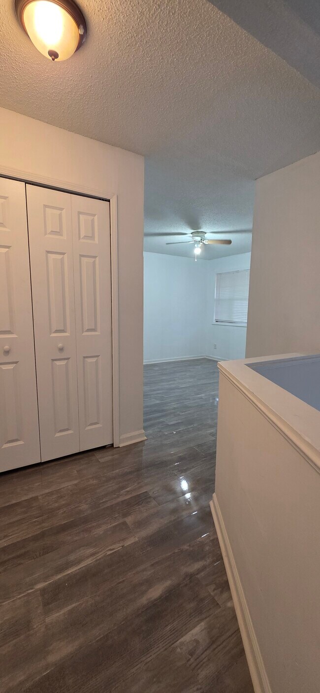 Photo - 8526 Pineland Dr