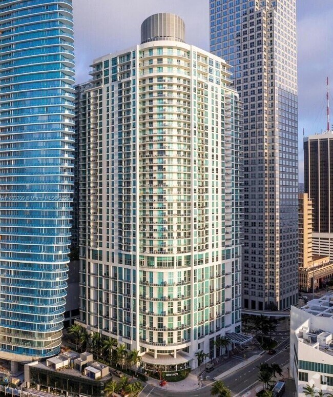 Building Photo - 300 S Biscayne Blvd Unit T-3212 Rental