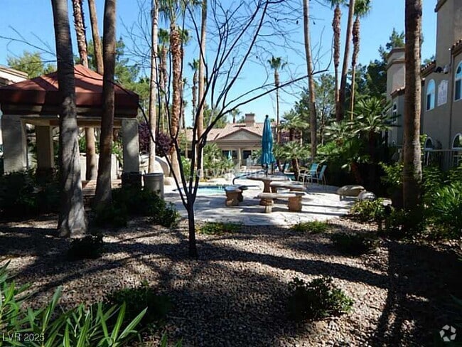 Building Photo - 3145 E Flamingo Rd Unit 2107 Rental