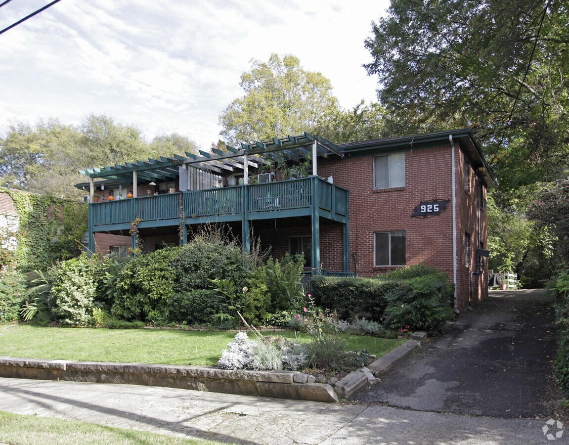 Pendleton - Pendleton Apartments
