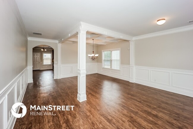 Photo - 217 Chert Way