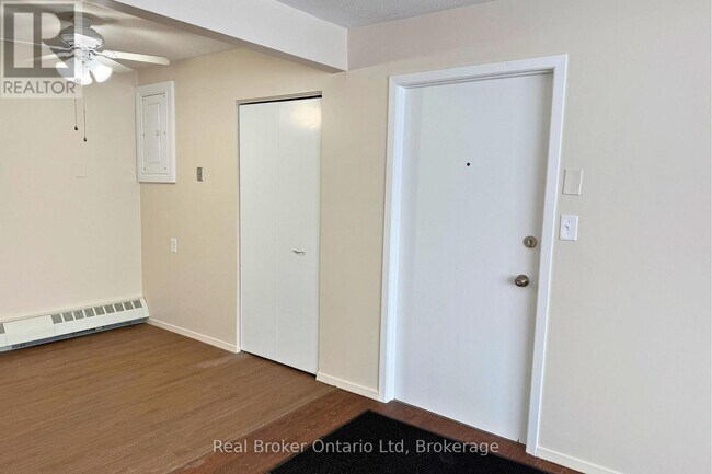 Photo - 301 West Street N Unit 1