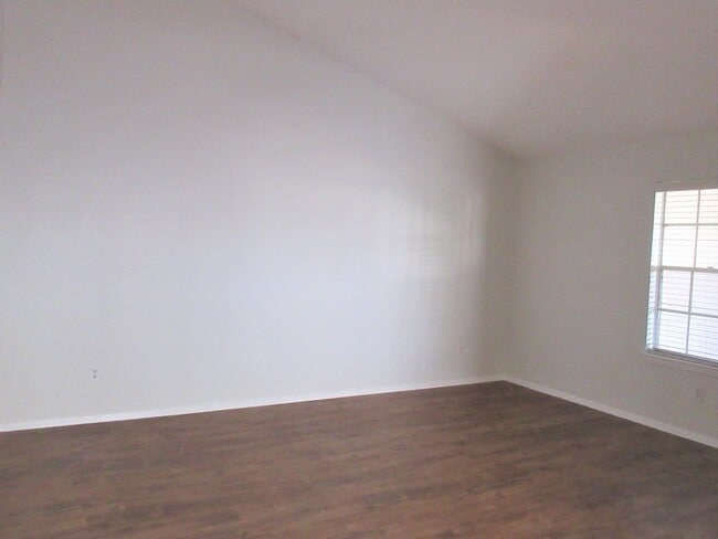 Photo - 12321 Patron Dr Unidad B