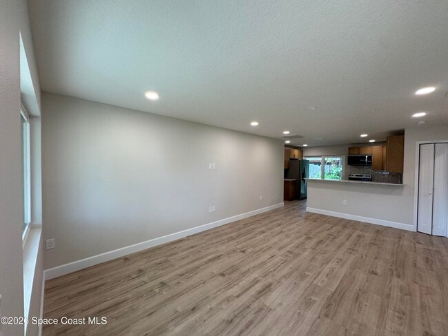 530 Sheridan Ave