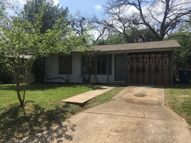 Building Photo - ***BUNGALOW IN THE HEART OF 78704*** Rental