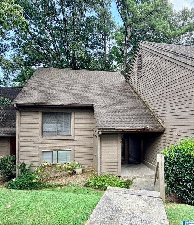 Building Photo - 313 Heath Dr Unit 313