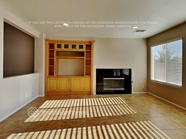 1729 Little Bow Ave