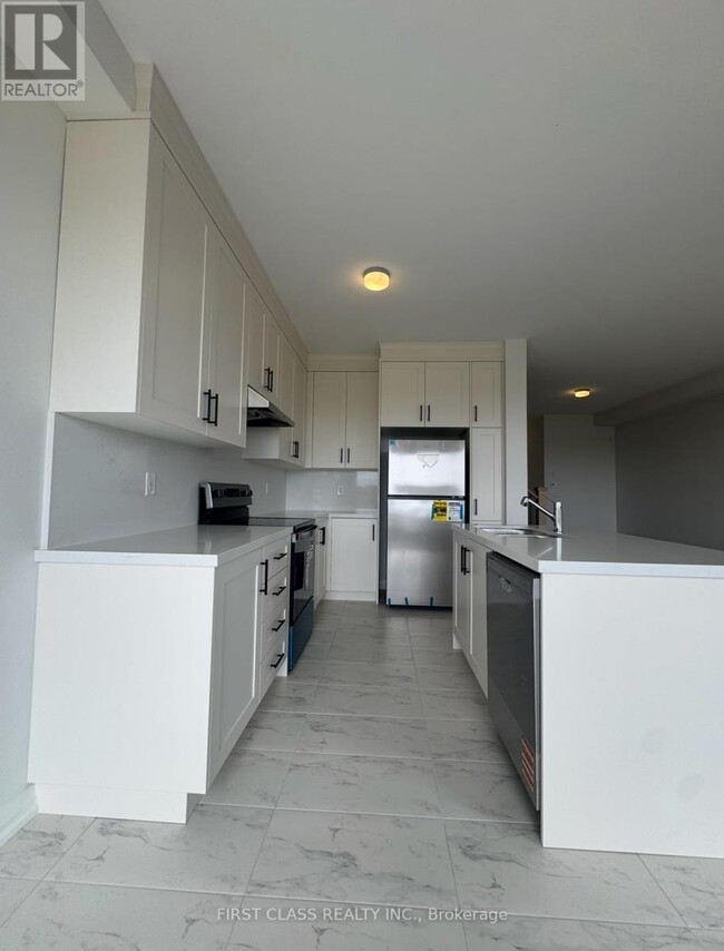 Photo - 210 Hook Dr