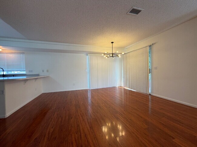 Photo - Beautiful Home with Open Floor Plan, Spacious Loft & Private Fenced Yard!!