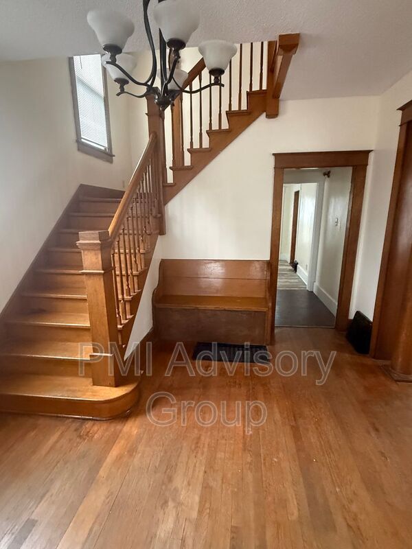 Photo - 734 SW Lindenwood Ave