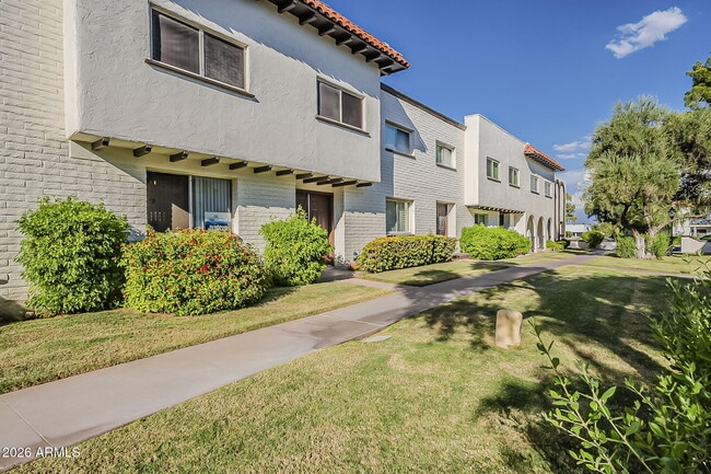 Photo - 4324 N Parkway Ave