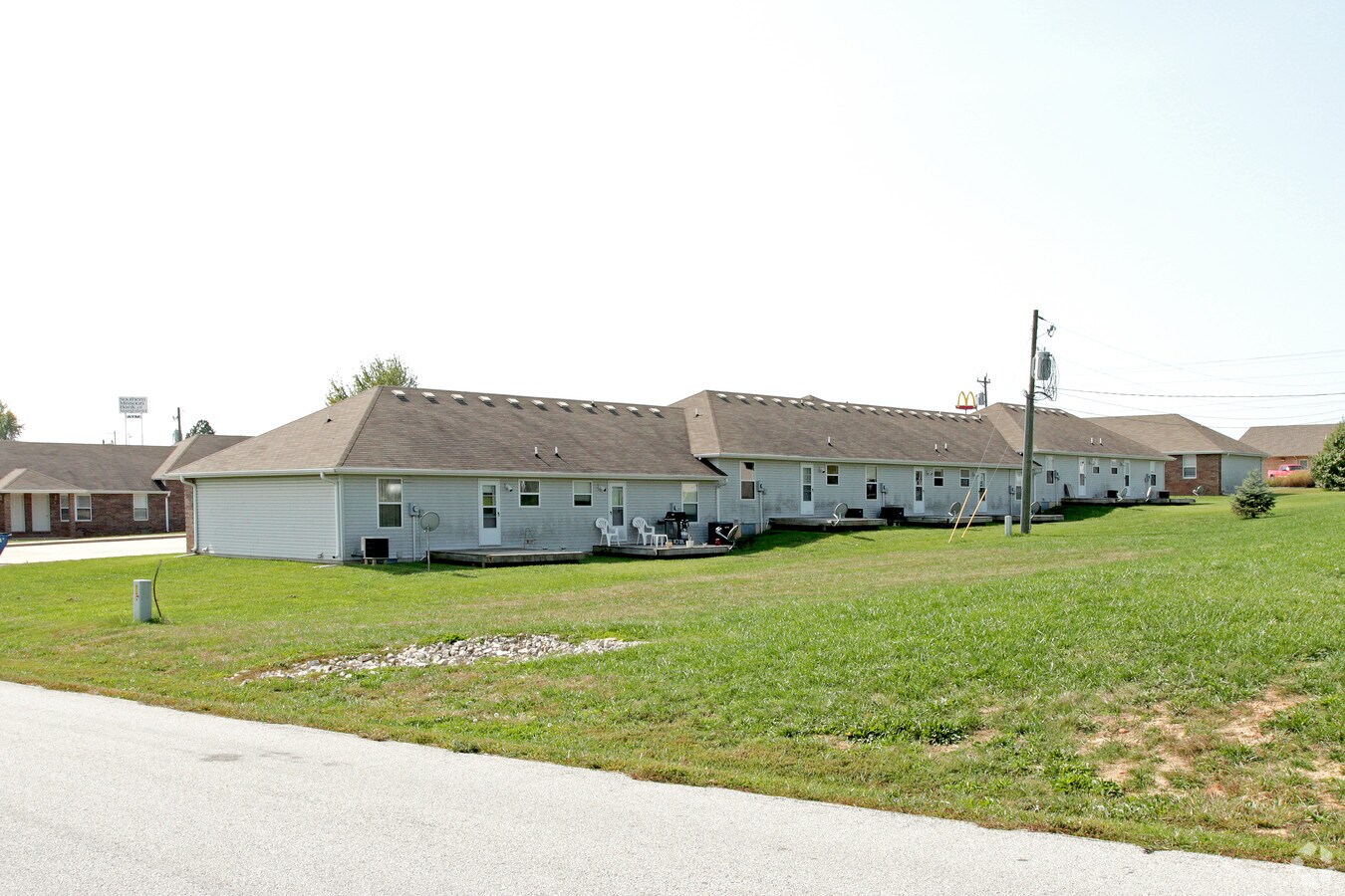 Photo - Peacock Apartments