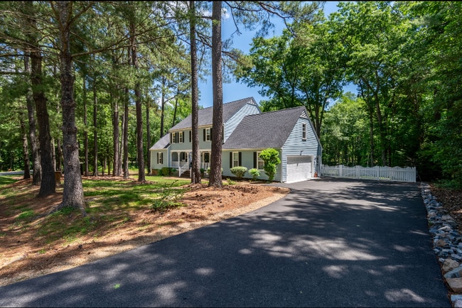 Photo - 6825 Fieldwood Rd