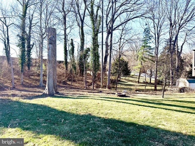 Photo - 7815 Bristow Dr