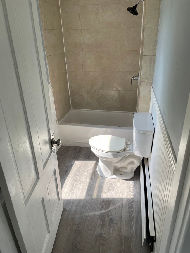 Photo - 8 Bagley St Unit 2