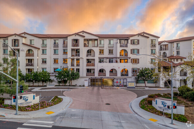 Torrey Gardens - Torrey Gardens Apartments