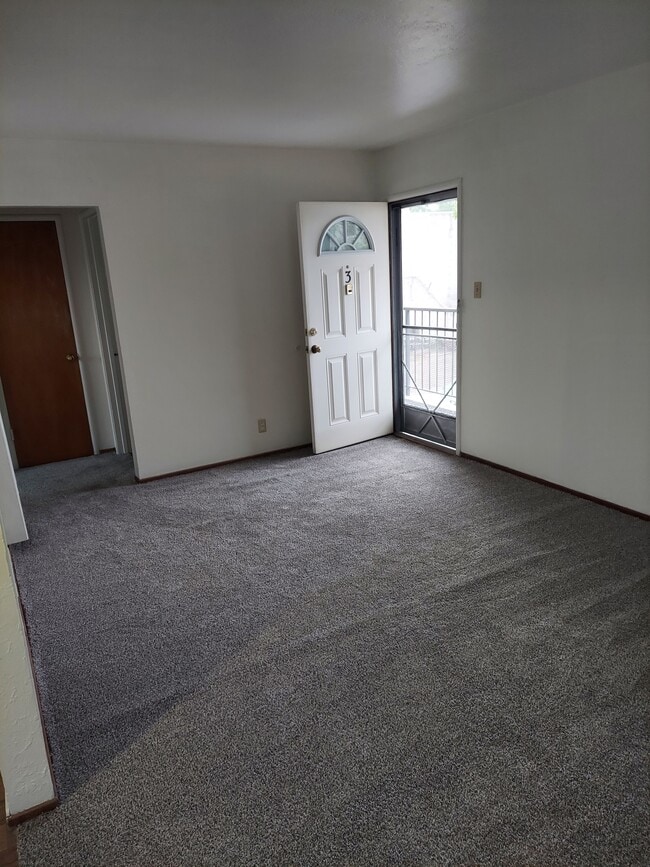 Photo - 240 Gifford Ave Unit .