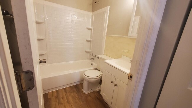 Photo - 25 Steeplechase Dr
