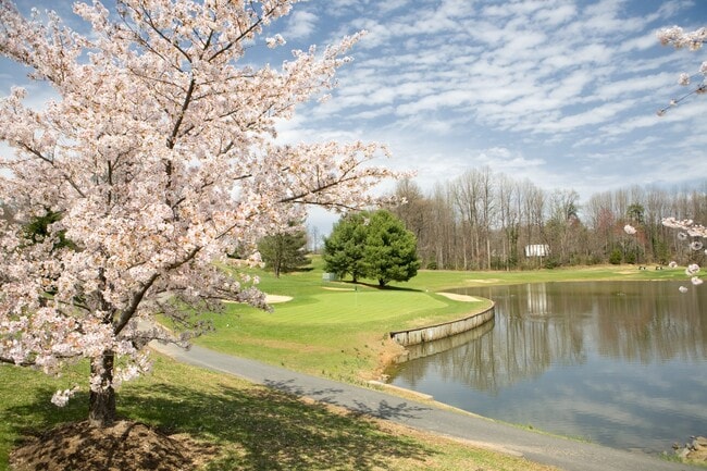 Enjoy numerous beautiful parks, golf courses, trails and nature surrounding our community. - Windsor Kingstowne