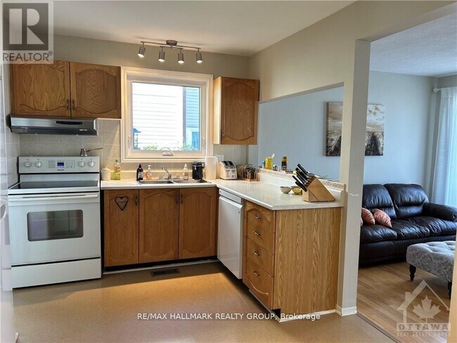Photo - 6417 Loire Dr