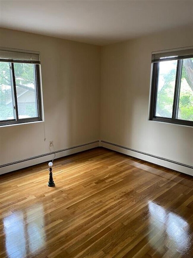 11 Oxford St Apartments Unit 7 Arlington, MA