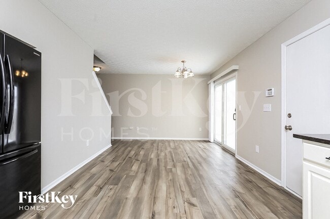 Photo - 5563 Russell Fork Dr