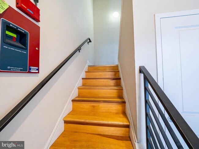 113 Gay St