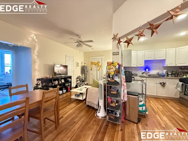 Photo - 72 Egmont St Unit 5