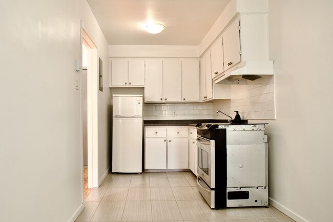 Photo - 3919 Newmarch Unit 10