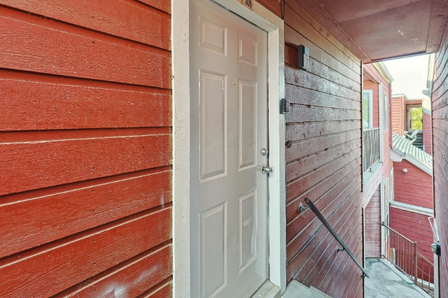 Photo - 9839 Walnut St Unidad T306