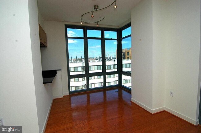 Photo - 1117 10th St NW Unidad 1107