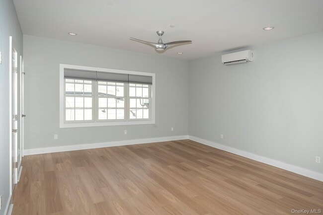 Photo - 1 Wallace Ct Unit 1