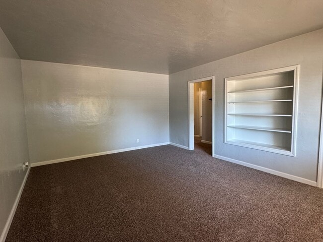 Photo - Nice Two Bed, One Bath Duplex In Central Stockton