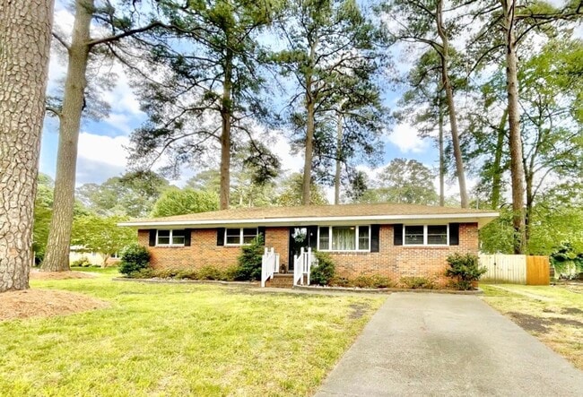 Photo - Ready 07-13-26! 4/2 Ranch Home On Corner Lot! Pet-Friendly & All Appliances Convey!