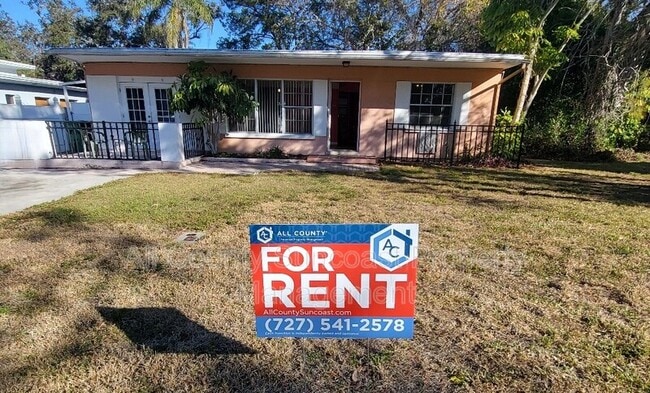 Building Photo - 11173 51st Ave N