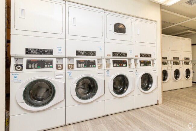 Laundry Center