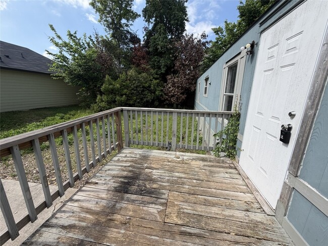 Photo - 16926 W Hammon