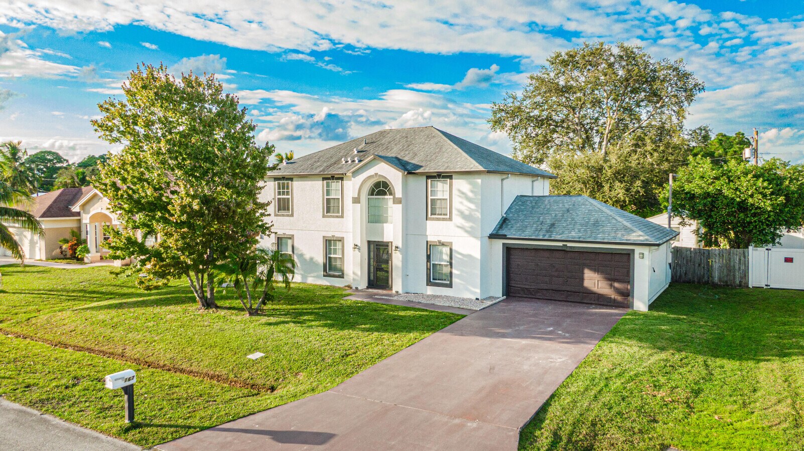 Photo - 167 SW Grove Ave