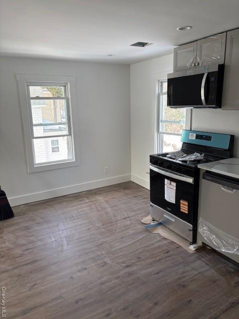 Photo - 16 Maple Ave