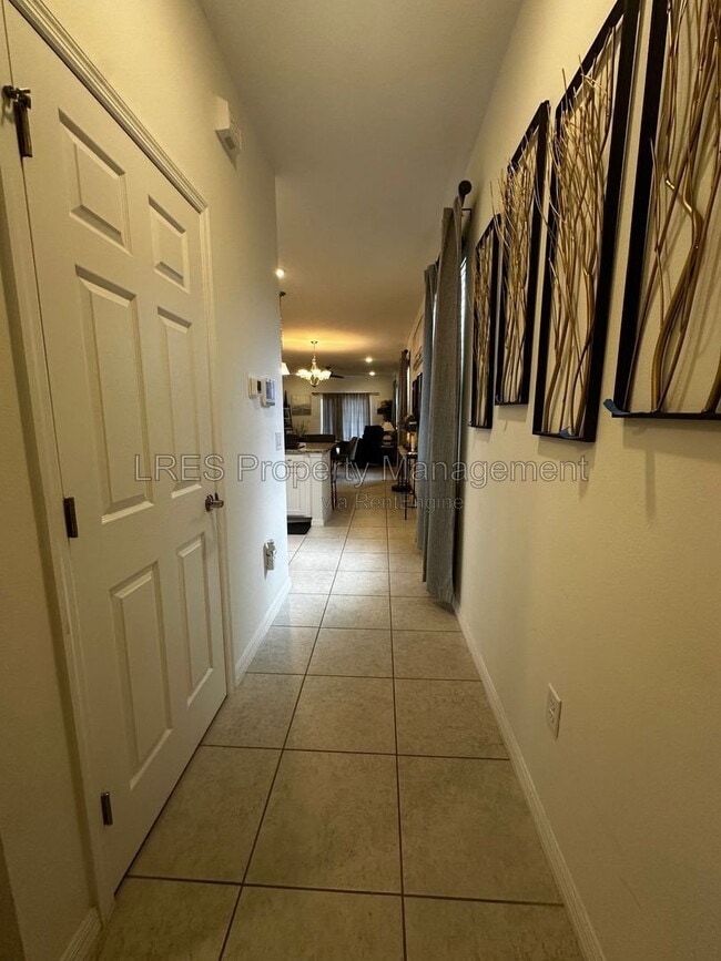 Photo - 3130 Amaranth St