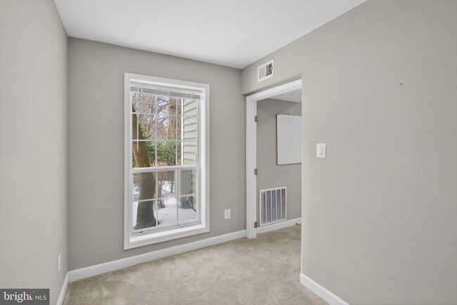 Photo - 10114 Oakton Terrace Rd