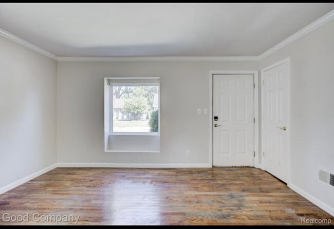 Photo - 600 Kalama Ave