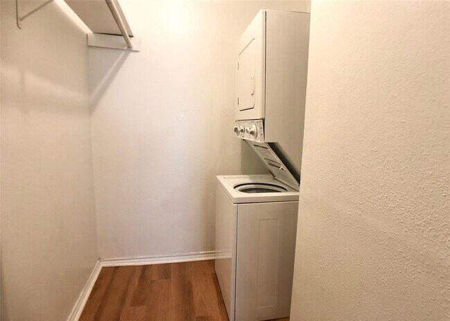 Photo - 2401 Leon St Condo Unit 101