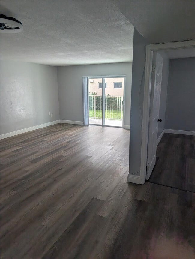 Photo - 5820 NW 17th Pl Unit 112