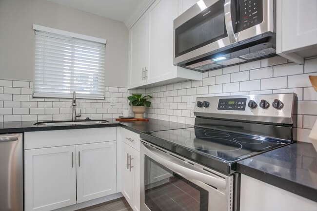 Photo - The Royal of Rancho Penasquitos