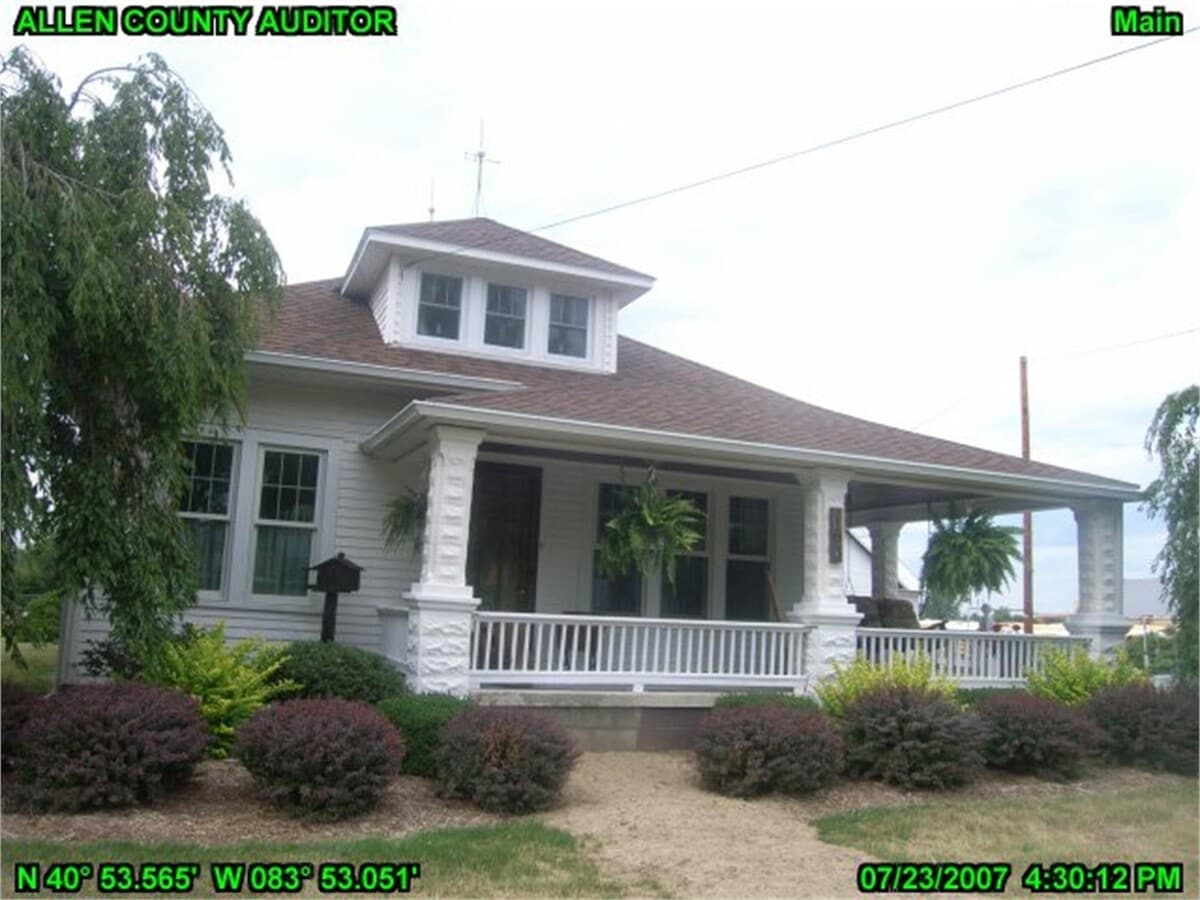 Photo - 163 E Jefferson St