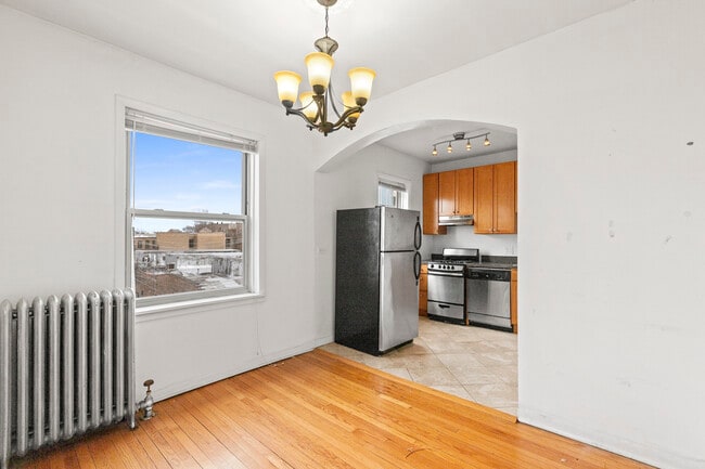 Photo - 4505 N Greenview Ave Unit 4501-2E