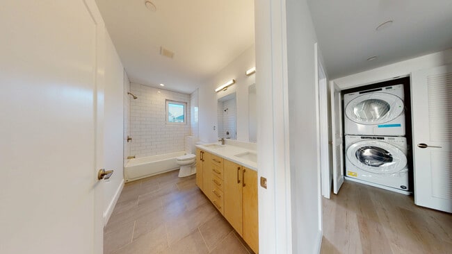 Photo - 2837 Washington St Apartments Unit #1