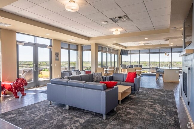 Photo - Venture Luxury High Rise