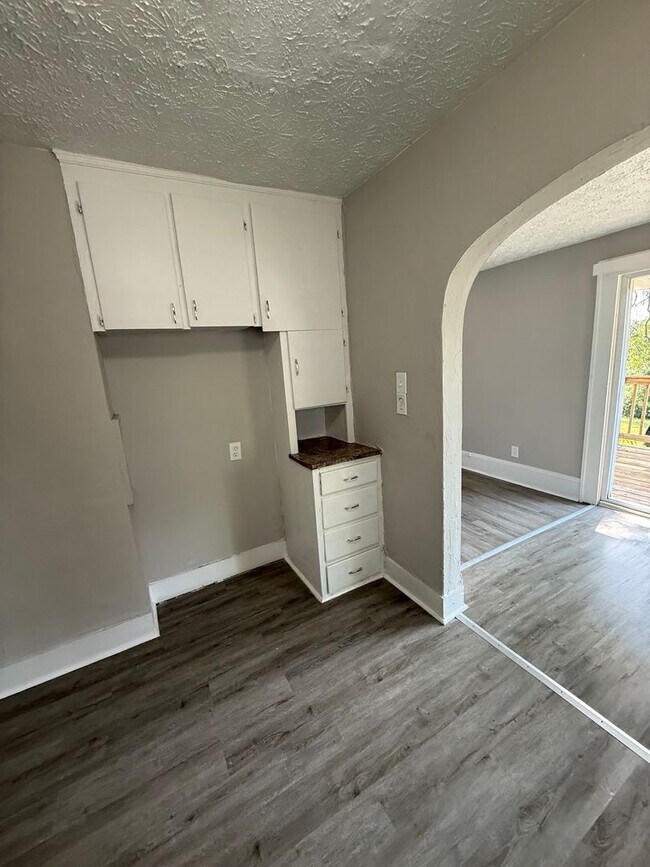 Photo - Section 8 Accepted!!! Newly Renovated 3br ...